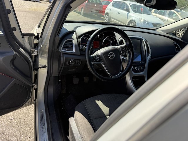 Opel astra astra 1.3 cdti ecoflex cosmo dpf 95, 2010 - afbeelding 30 van  31