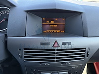 Opel astra astra 1.4i xep 16v cosmo 90, 2004 - afbeelding 3 van  29