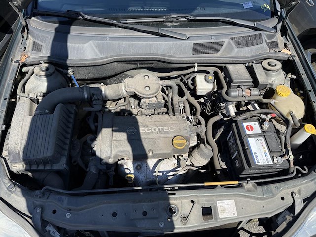 Opel astra astra 1.4i xep 16v essentia 90, 2005 - afbeelding 9 van  27