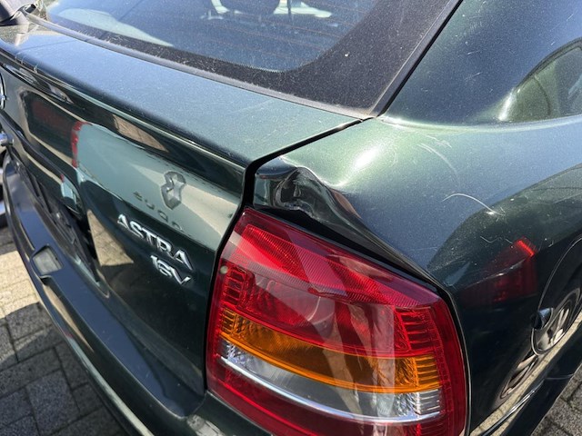 Opel astra astra 1.4i xep 16v essentia 90, 2005 - afbeelding 16 van  27