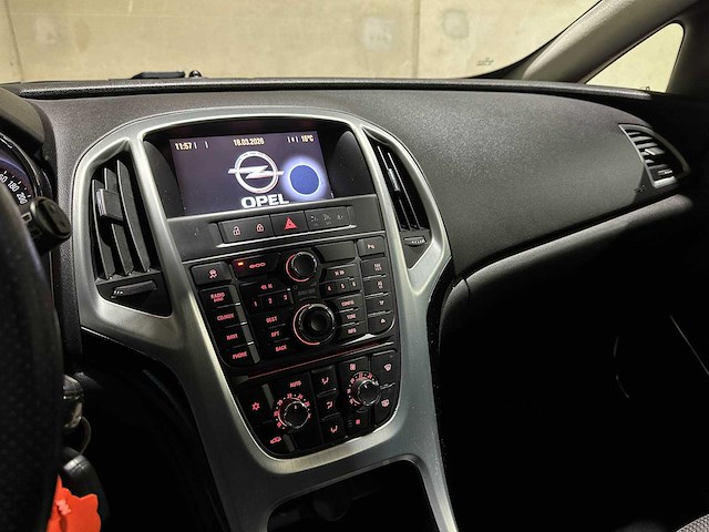 Opel astra gtc 1.4 turbo sport 140pk 2013 (origineel-nl), 9-krr-84 - afbeelding 16 van  31