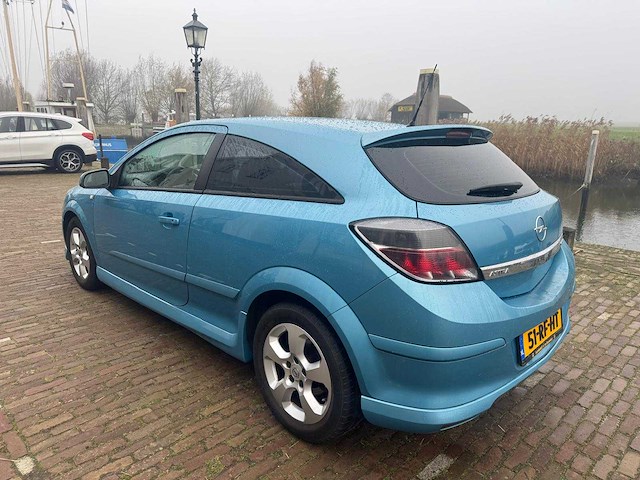 Opel astra gtc 1.6 enjoy 51-rf-ht - afbeelding 11 van  18