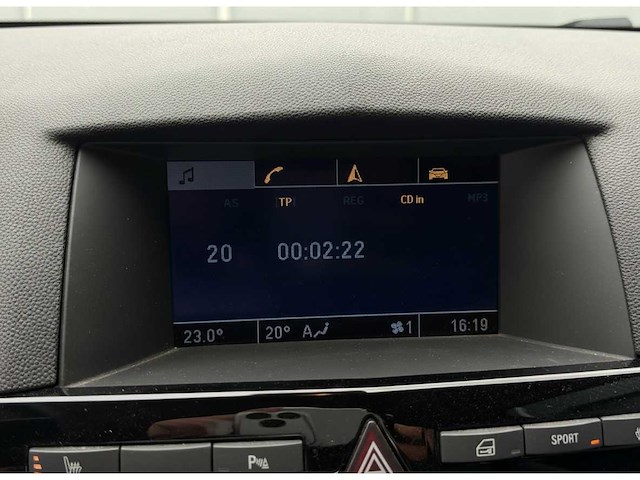 Opel astra gtc 1.6 t cosmo | 53-kbv-1 i - afbeelding 18 van  39
