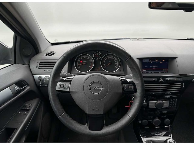 Opel astra gtc 1.6 t cosmo | 53-kbv-1 i - afbeelding 5 van  39