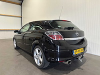 Opel astra gtc 1.6 temptation 89-xk-rr