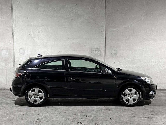 Opel astra gtc 1.8 cosmo 140pk 2009 (origineel-nl), 16-jdn-1 - afbeelding 24 van  25