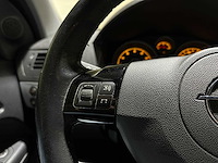 Opel astra gtc 1.8 cosmo 140pk 2009 (origineel-nl), 16-jdn-1 - afbeelding 15 van  42