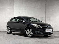 Opel astra gtc 1.8 cosmo 140pk 2009 (origineel-nl), 16-jdn-1 - afbeelding 40 van  42