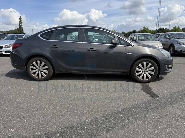 Opel astra sports sedan 1.6 cdti ecoflex ultimate edition plus,2015 - afbeelding 28 van  33