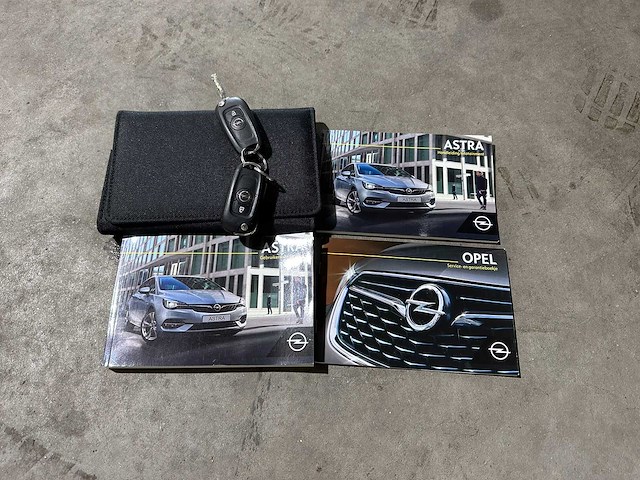 Opel astra sports tourer 1.2 bns edition 110pk 2020, h-416-rl - afbeelding 30 van  42