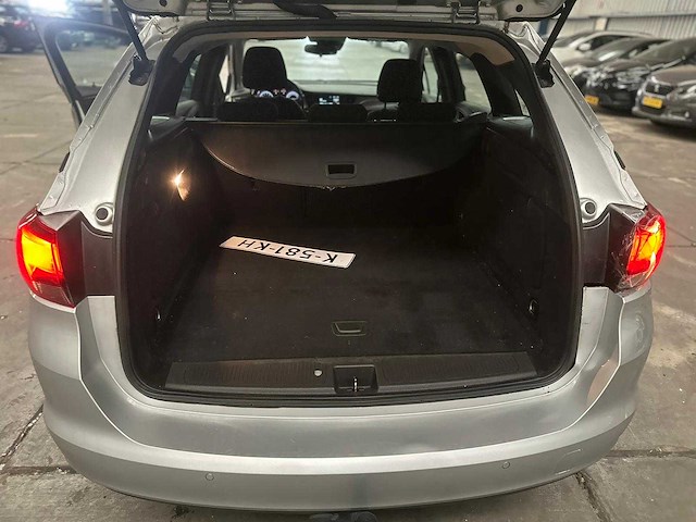Opel astra sports tourer 1.2 business edition; k-581-kh - afbeelding 12 van  16