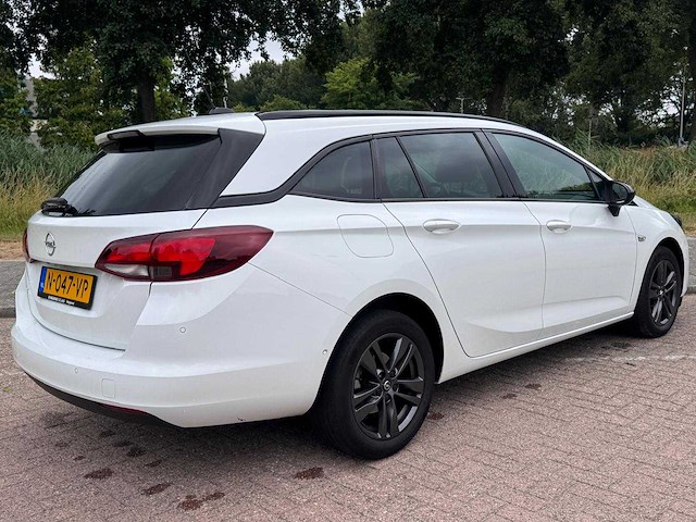 Opel astra sports tourer 1.2 design & tech* n-047-vp - afbeelding 7 van  13