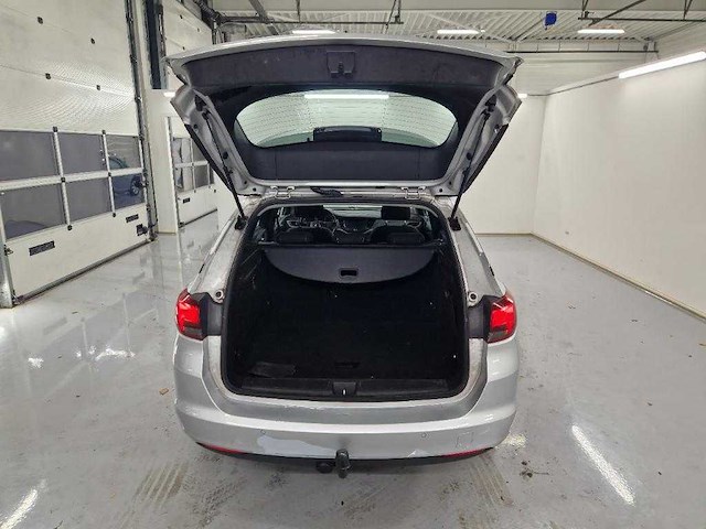 Opel astra sports tourer 1.2 edition , ; k-056-lr - afbeelding 8 van  19