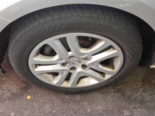 Opel astra sports tourer 1.2 launch ed , ; j-393-fr - afbeelding 10 van  20