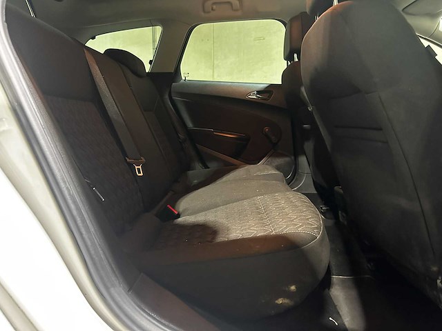 Opel astra sports tourer 1.4 design edition 101pk 2013 (origineel-nl), 5-sjj-38 - afbeelding 22 van  32
