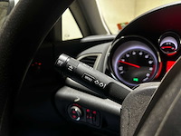 Opel astra sports tourer 1.4 design edition 101pk 2013 (origineel-nl), 5-sjj-38 - afbeelding 25 van  43