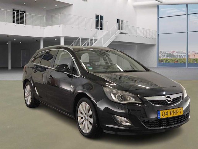 Opel astra sports tourer 1.4 turbo cosmo; 04-phf-7 - afbeelding 11 van  14