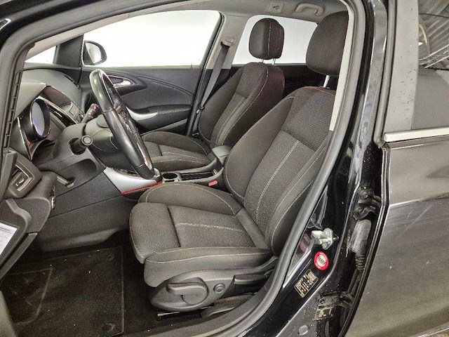 Opel astra sports tourer 1.4 turbo cosmo; 04-phf-7 - afbeelding 6 van  14