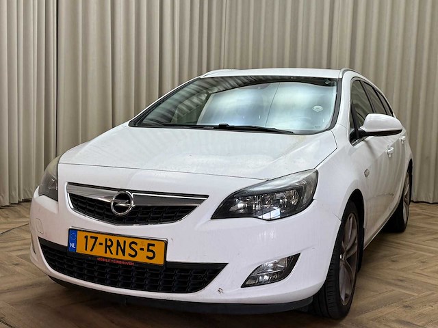 Opel astra sports tourer 1.4 turbo sport 2011 - afbeelding 1 van  18