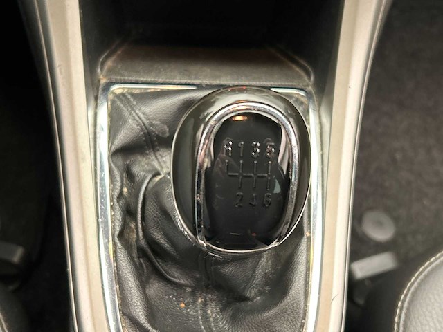 Opel astra sports tourer 1.4 turbo sport 2012 | g-176-dp - afbeelding 15 van  31