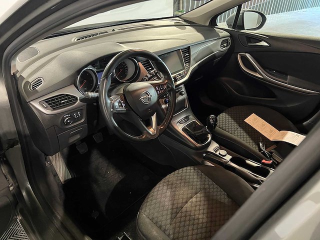 Opel astra sports tourer 1.6 cdti online edition, g-831-xl - afbeelding 1 van  18