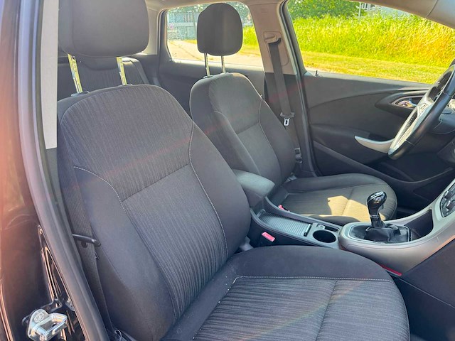 Opel astra sports tourer 1.6 turbo cosmo * 46-slt-9 - afbeelding 12 van  16