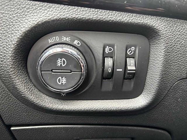 Opel astra sportstourer 1.2 turbo business - afbeelding 10 van  27