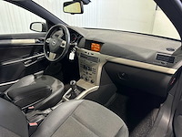 Opel astra twintop 1.8 cosmo 42-tt-rk - afbeelding 2 van  20