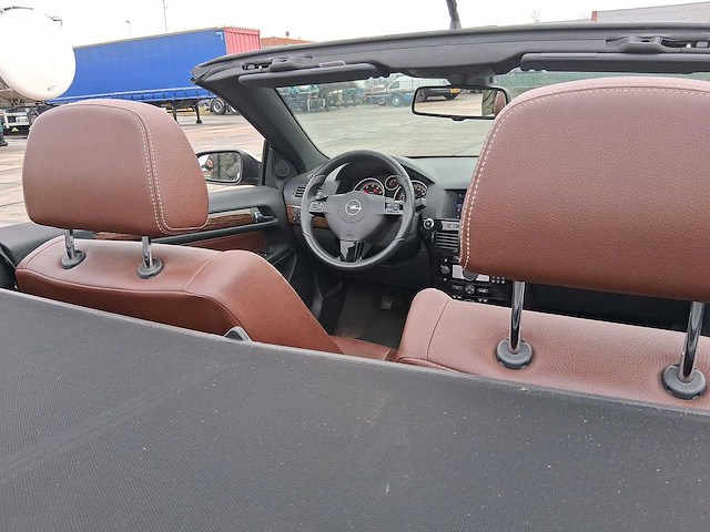 Opel astra twintop 1.8 temptation | 22-zk-pz - afbeelding 17 van  27