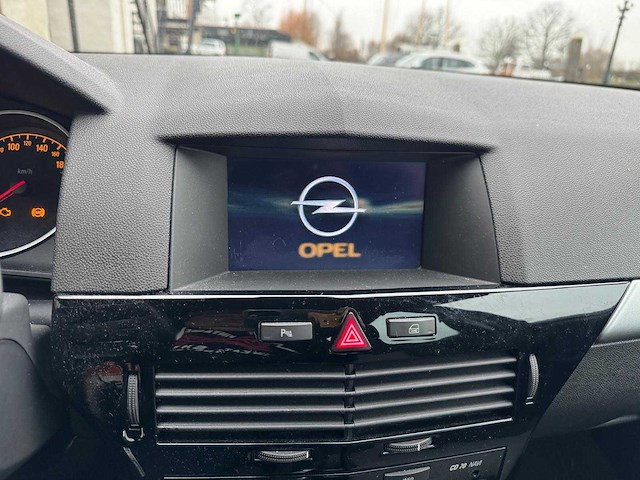 Opel astra wagon 1.6 111 years edition 21-lrr-7 - afbeelding 18 van  18