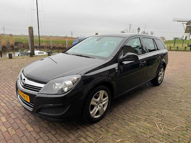 Opel astra wagon 1.6 111 years edition 21-lrr-7 - afbeelding 1 van  23