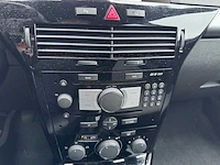Opel astra wagon 1.6 111 years edition *, 21-lrr-7 - afbeelding 16 van  23