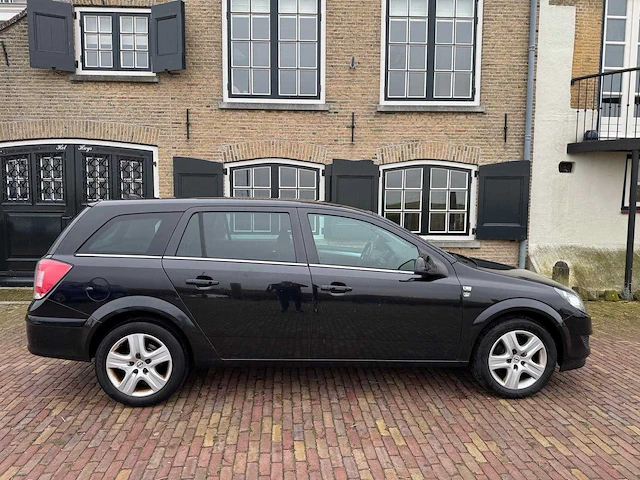 Opel astra wagon 1.6 111 years edition *, 21-lrr-7 - afbeelding 19 van  23