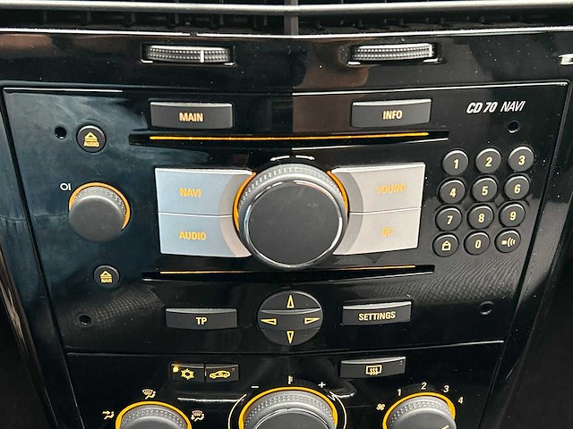 Opel astra wagon 1.6 cosmo 2010 | 73-nvs-1 - afbeelding 9 van  41