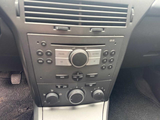 Opel astra wagon 1.6 enjoy 51-rt-rv - afbeelding 4 van  9