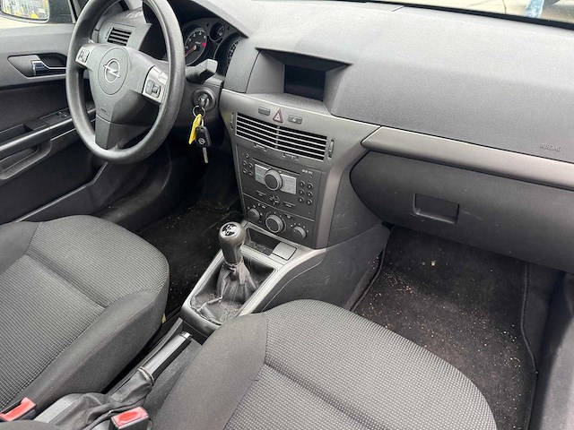 Opel astra wagon 1.6 essentia airco 73-rj-pn - afbeelding 4 van  7