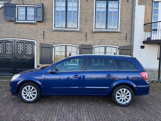 Opel astra wagon 1.6 temptation, 83-xk-xf - afbeelding 2 van  24