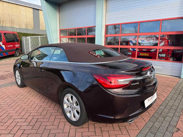 Opel cascada 2.0 cdti ecof. cosmo 8899 - afbeelding 37 van  39
