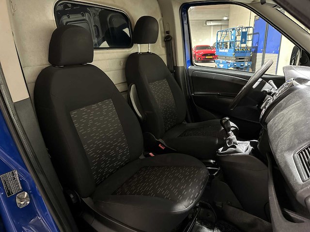 Opel combo 1.3 cdti l1h1 ecoflex 90pk 2013 (origineel-nl), vb-897-x - afbeelding 31 van  62