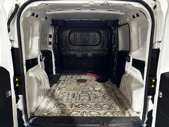 Opel combo 1.3 cdti l1h1 edition 94pk 2018 (origineel-nl), v-307-sl - afbeelding 14 van  31