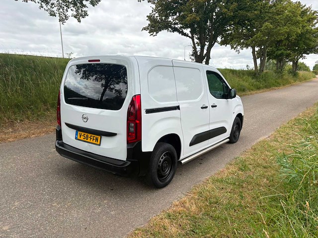 Opel combo 1.5 bluehdi 100 s&s l1* v-58-ffn - afbeelding 1 van  3