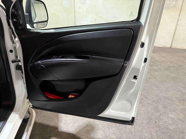 Opel combo 1.6 cdti l2h1 edition 105pk 2018 (origineel-nl), v-609-vb - afbeelding 24 van  34
