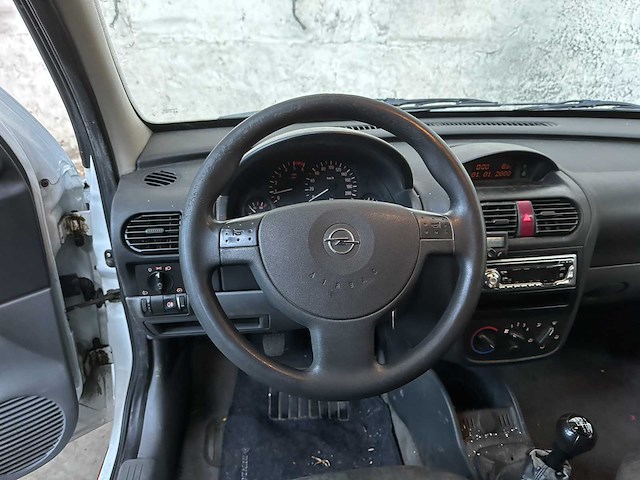 Opel combo 1.7 di city 65pk 2004, 20-bp-sp - afbeelding 2 van  13