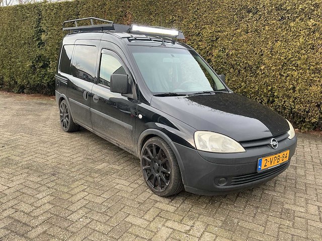 Opel combo 2-vpb-84 - afbeelding 1 van  32