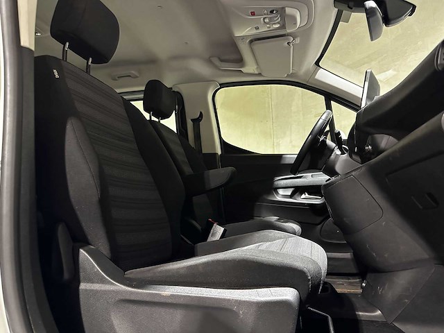 Opel combo tour 1.5 cdti l1h1 edition 129pk 2021 (origineel-nl+1e eigenaar), k-030-jr - afbeelding 22 van  31