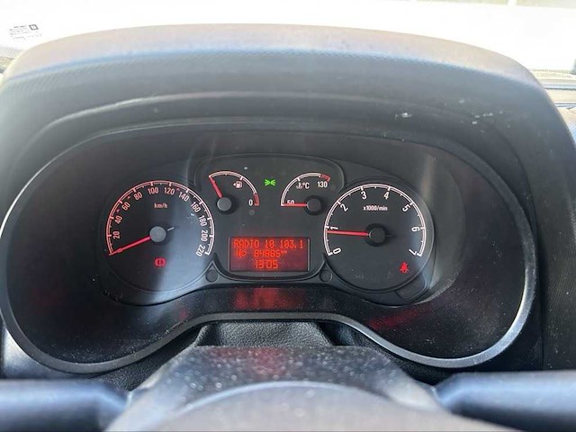 Opel combo - afbeelding 11 van  24