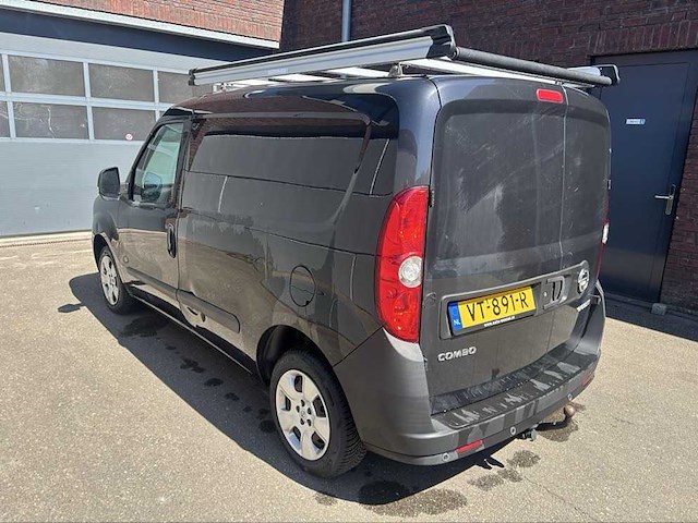 Opel combo - afbeelding 19 van  24