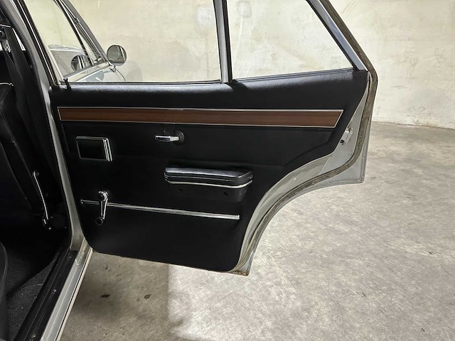 Opel commodore 2.5 s luxus 115pk 1965, dh-02-01 - afbeelding 28 van  43