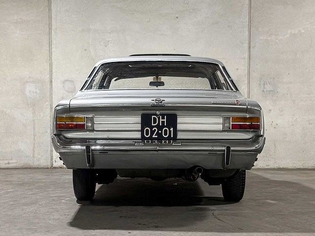 Opel commodore 2.5 s luxus 115pk 1965, dh-02-01 - afbeelding 2 van  14