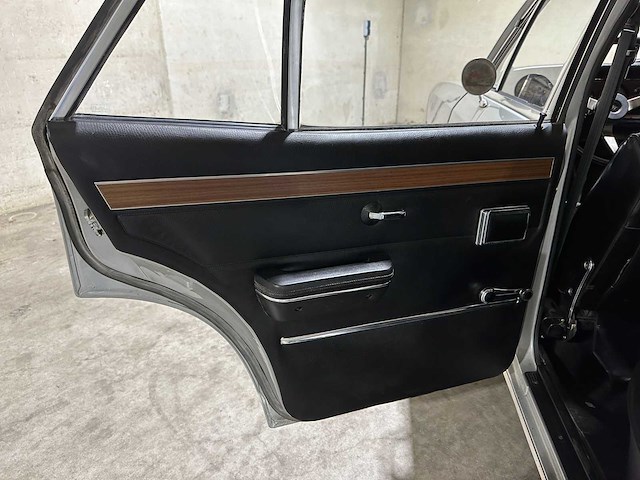 Opel commodore 2.5 s luxus 115pk 1965, dh-02-01 - afbeelding 7 van  14